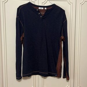 Men’s long sleeve 3 button shirt